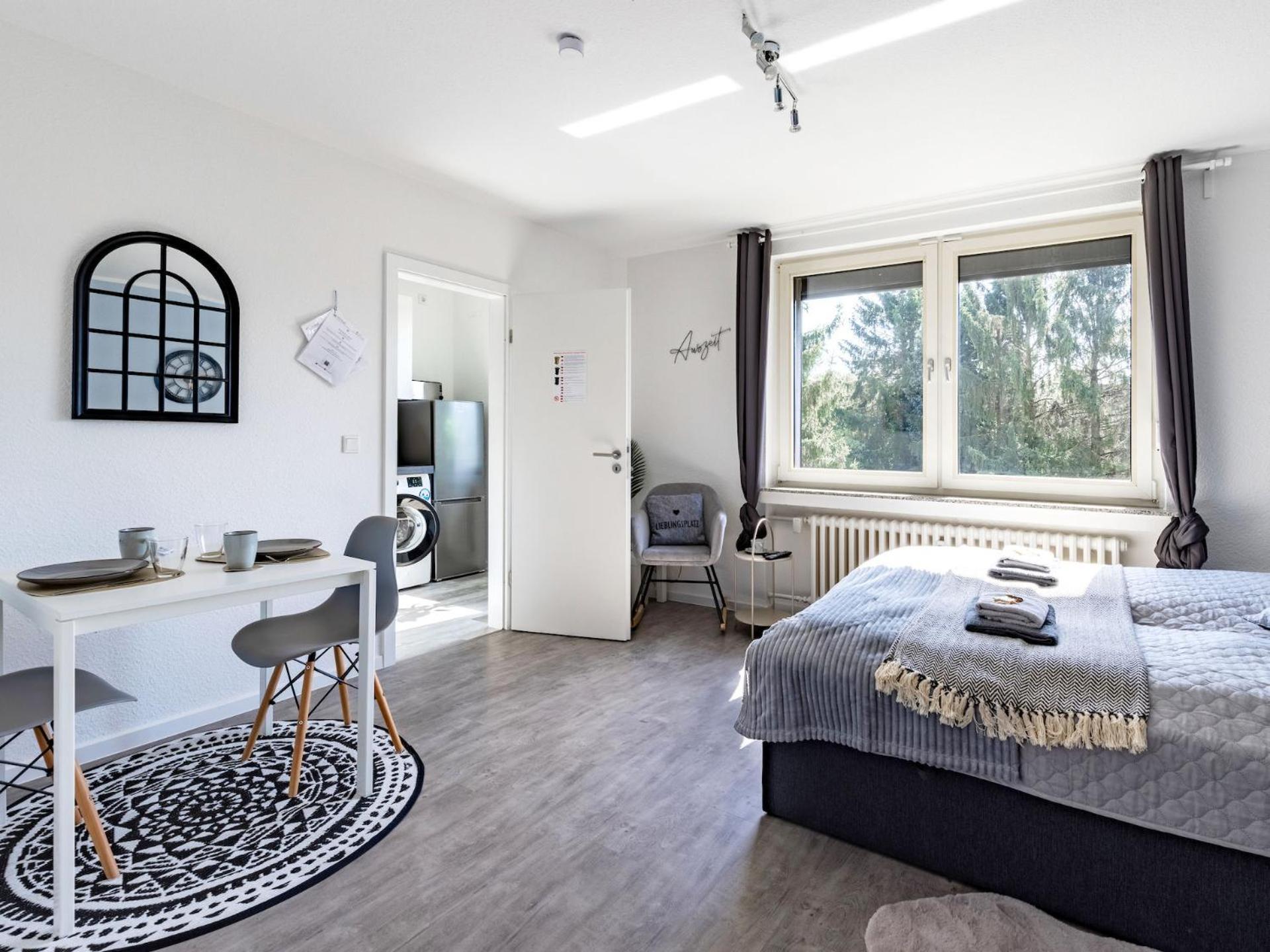 Vaz Apartments E01 Kueche, Tv, Netflix, Ca 15 Min Messe U Hbf Essen Exterior photo